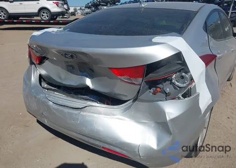 2013 Hyundai Elantra Limited z USA, uszkodzony, nr VIN KMHDH4AE4DU546807